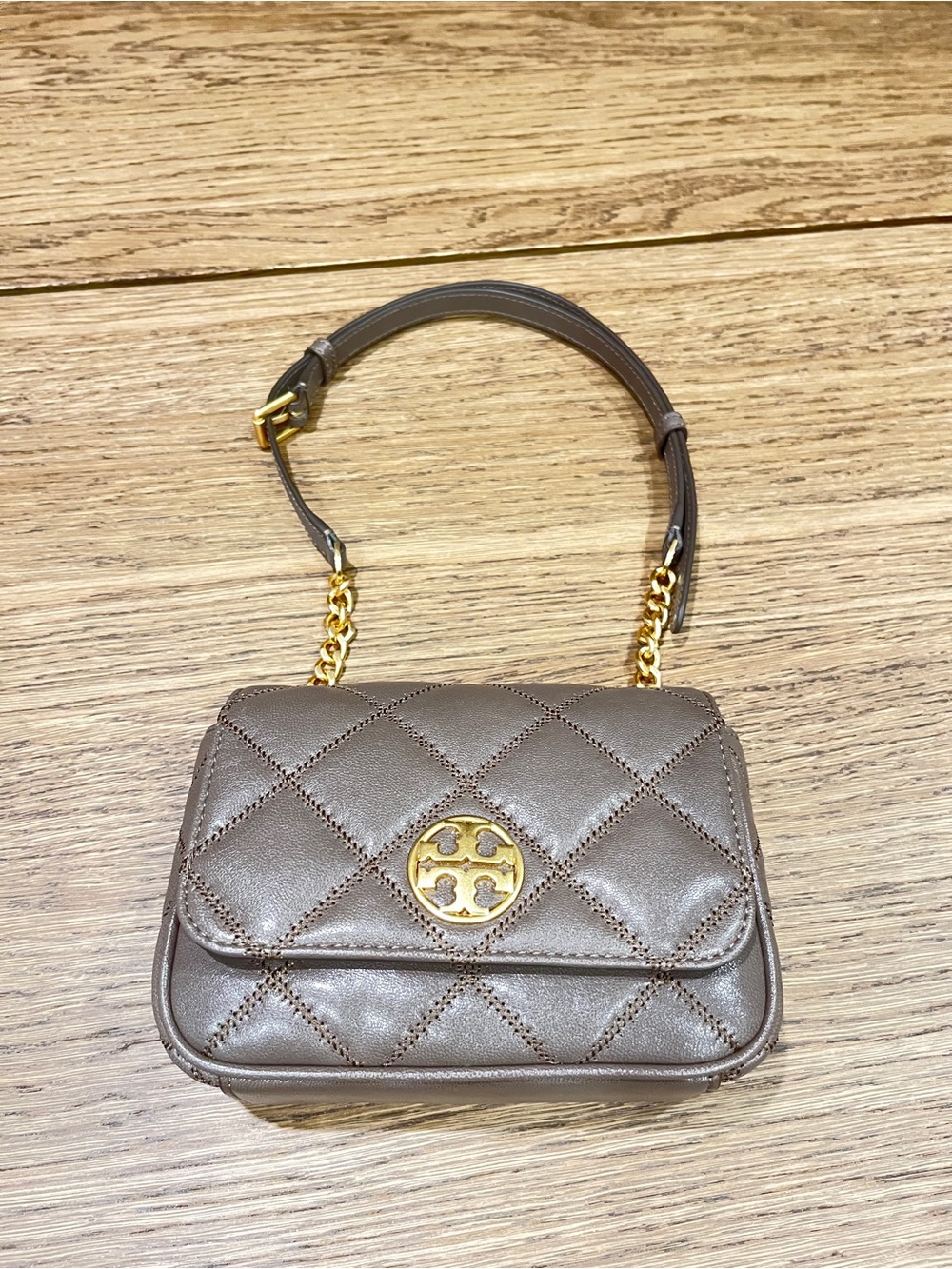 Tory Burch Willa Belt Bag In Volcanic Stone Color With Adjustable Strap